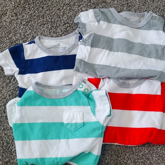 Baby boy striped body suits. - Picture 1 of 3